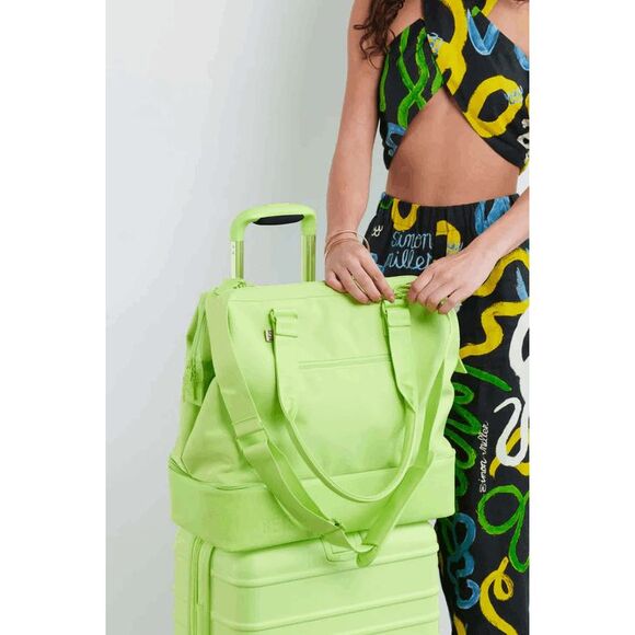 NWT Beis Mini Weekender in GREEN CITRON - Picture 5 of 6